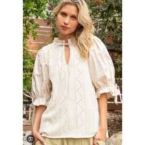 POL Penelope Puff Sleeve Sweater Top Cream & White Women's Large Cottagecore